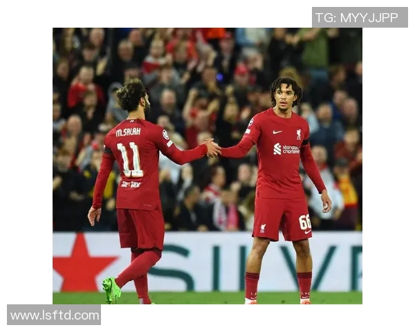 德甲精彩对决利物浦绝杀那不勒斯全场沸腾瞬间回顾