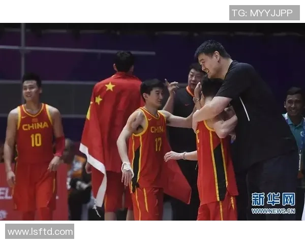 姚明亲临雅加达现场见证篮球盛事展现中国体育风采