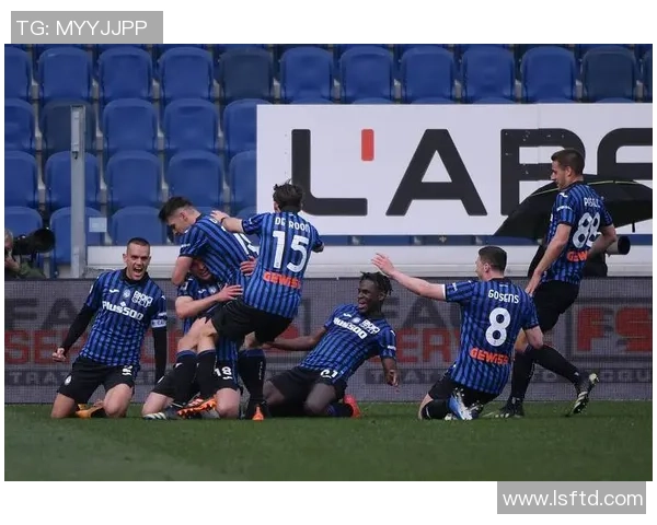 意甲激战：多特蒙德大胜尤文图斯补时进球点燃全场激情