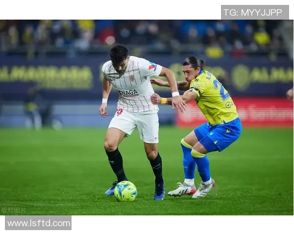 欧联杯精彩对决皇马凭神扑绝杀尤文图斯全场沸腾