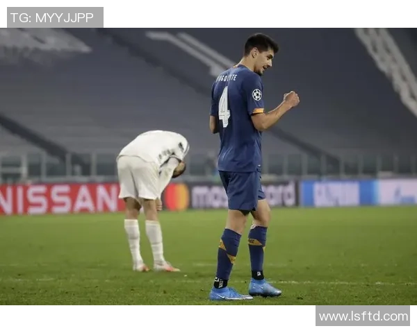 国王杯波尔图与尤文图斯战平红牌争议引发全场热议与转会传闻