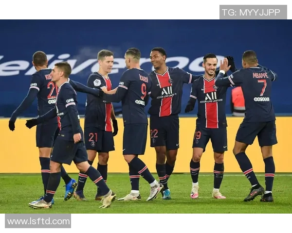 德甲精彩对决巴黎圣日耳曼与波尔图战成平局乌龙球成比赛焦点