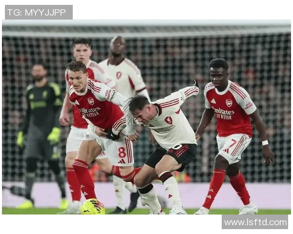 足总杯精彩对决利物浦4-0大胜阿森纳帽子戏法引爆全场战术分析