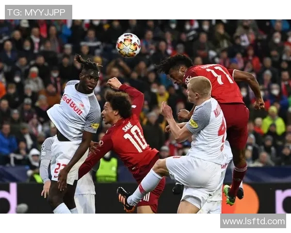 德甲精彩对决拜仁狂胜利物浦乌龙球瞬间点燃全场激情