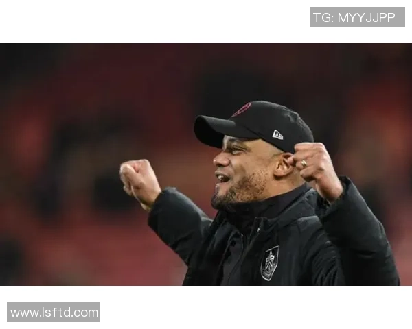 意甲焦点战拜仁逆转莱比锡争议判罚引发全场热议